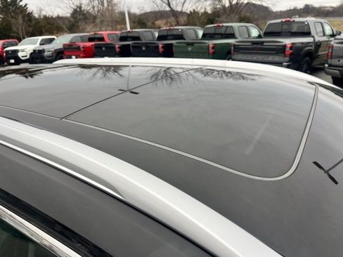 Certified 2023 Nissan Rogue SV w/ SV Premium Package image 9