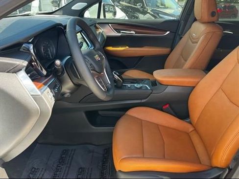 Used 2025 Cadillac XT5 Premium Luxury w/ Technology Package FWD image 13