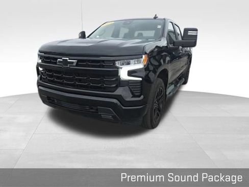 Used 2023 Chevrolet Silverado 1500 RST w/ Max Trailering Package AWD/4WD image 10