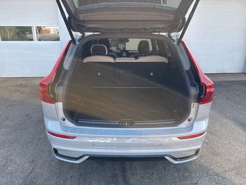 New 2026 Volvo XC60 B5 Plus w/ Climate Package image 14