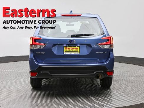 Used 2023 Subaru Forester AWD/4WD image 6