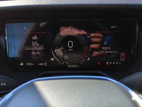 Used 2024 GMC Acadia Elevation image 34