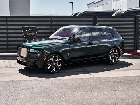 Used 2026 Rolls-Royce Cullinan Black Badge AWD/4WD image 6