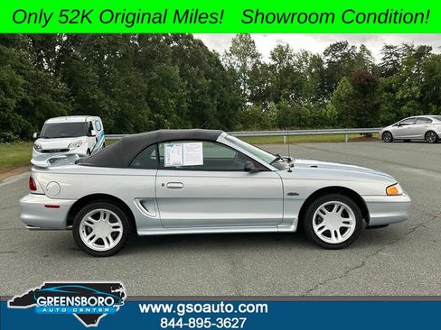 Used 1996 Ford Mustang GT RWD image 8