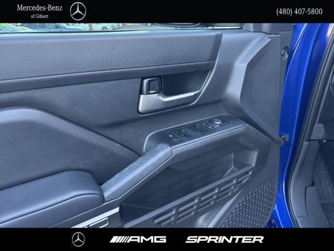 Used 2024 Toyota Tacoma TRD Sport image 13