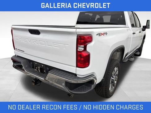 Used 2024 Chevrolet Silverado 2500 W/T w/ WT Convenience Package image 3