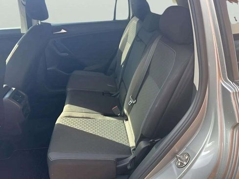 Used 2021 Volkswagen Tiguan S image 11