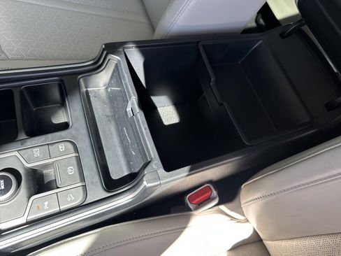 Used 2023 Kia Sorento EX w/ Panoramic Sunroof Package image 28