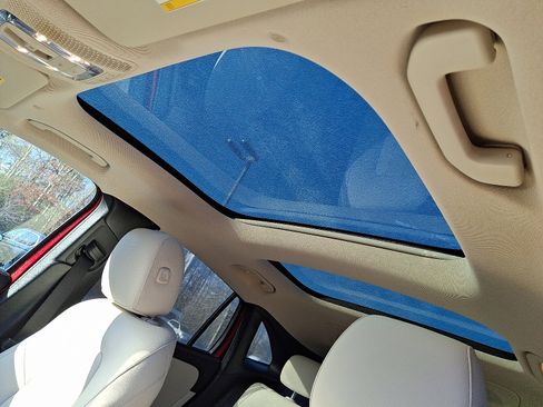 Used 2021 Mercedes-Benz GLA 250 4MATIC image 14