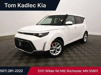 Certified 2025 Kia Soul LX FWD video 1