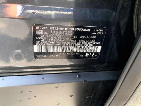 Used 2025 Mitsubishi Outlander SE FWD image 31
