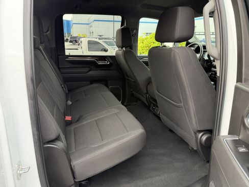Used 2025 Chevrolet Silverado 2500 LT w/ Convenience Package AWD/4WD image 28