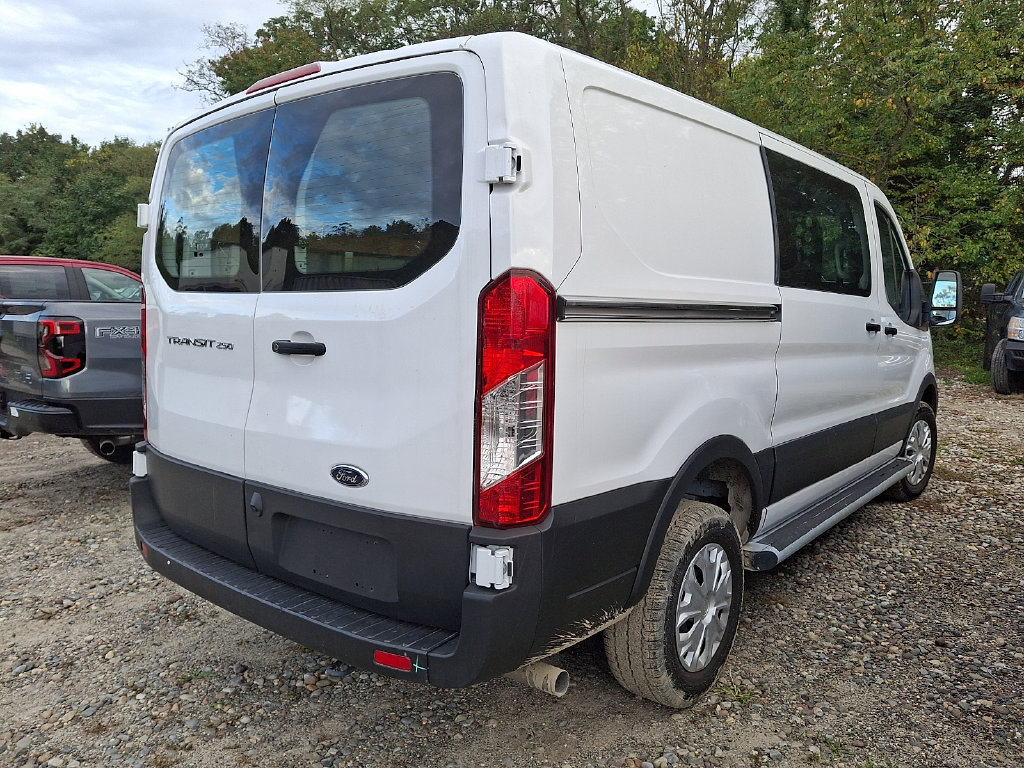 Used 2025 Ford Transit 250 Low Roof w/ Exterior Upgrade Package RWD image 4