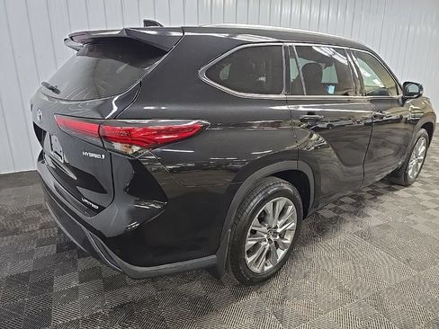 Used 2020 Toyota Highlander Limited AWD/4WD image 10