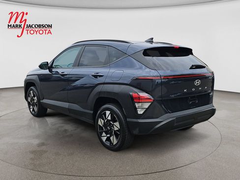 Used 2024 Hyundai Kona SEL AWD/4WD image 14