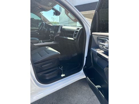 Used 2020 RAM 1500 Big Horn AWD/4WD image 24