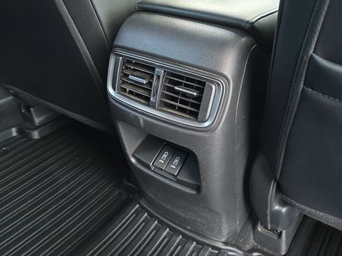 Used 2018 Honda CR-V Touring image 14