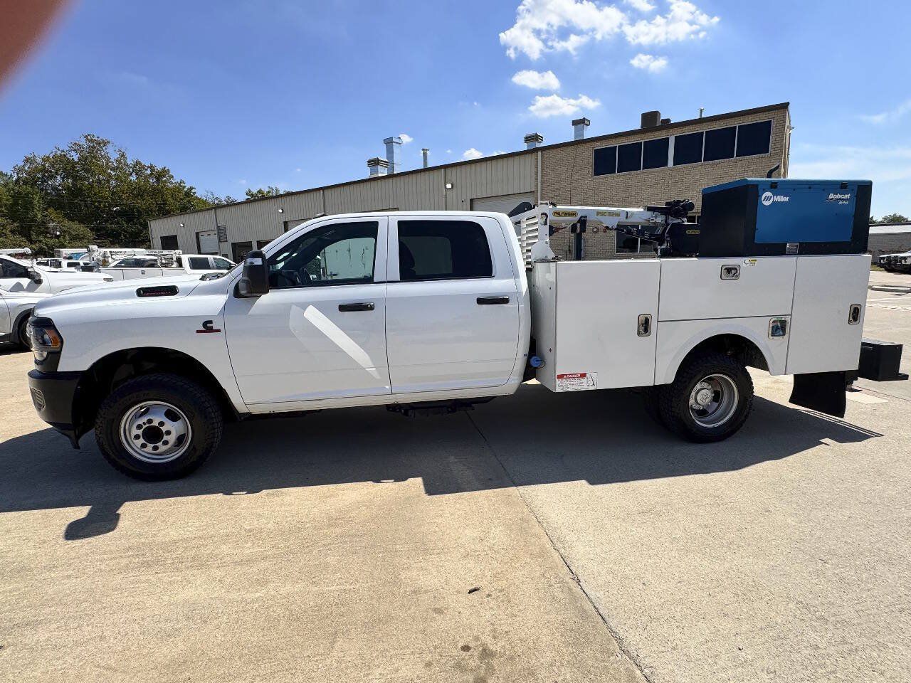 Used 2024 RAM 3500 Tradesman AWD/4WD image 3