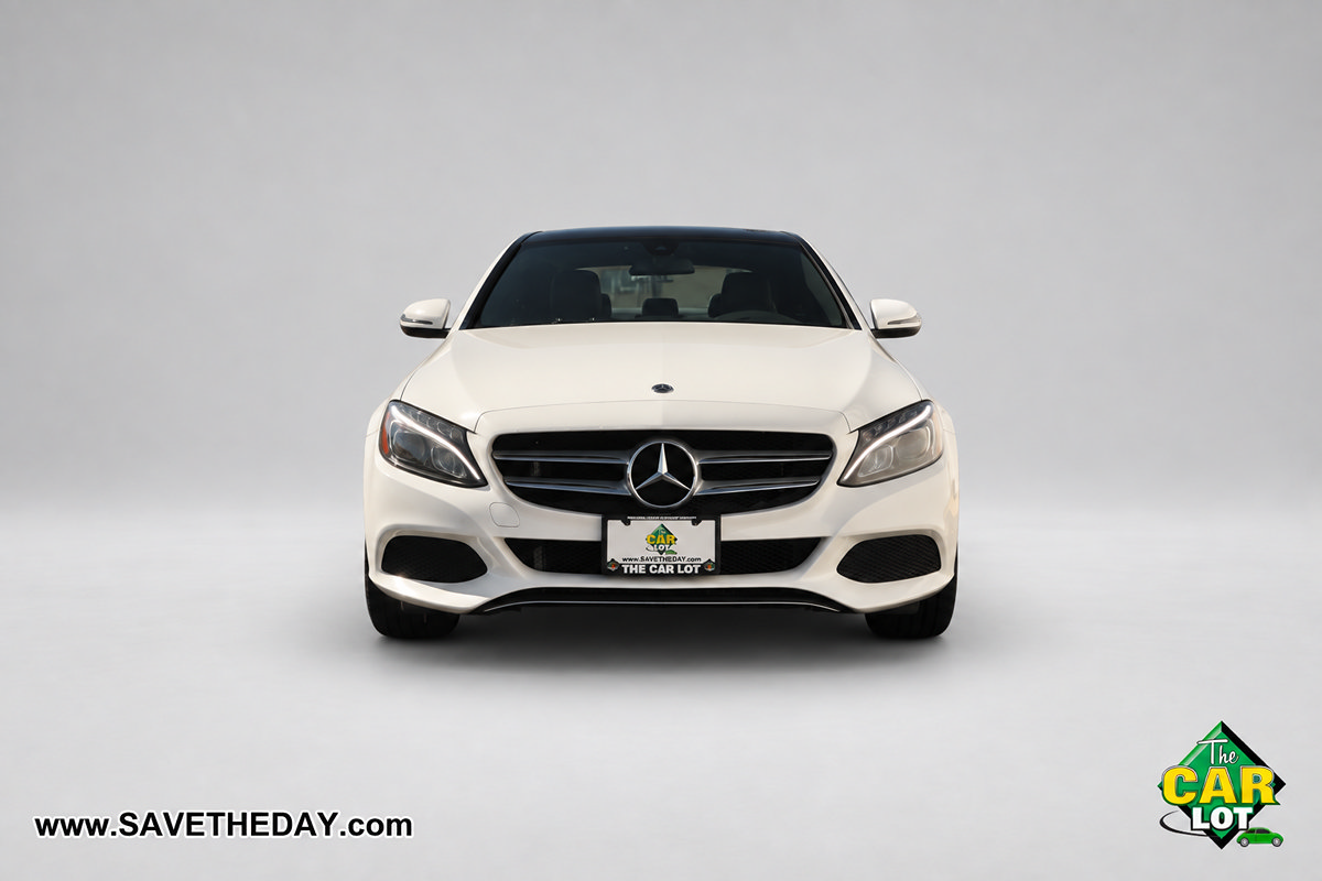 Used 2018 Mercedes-Benz C 300 4MATIC Sedan w/ Premium Package image 11