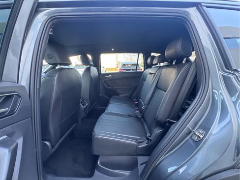 Used 2024 Volkswagen Tiguan SE R-Line AWD/4WD image 13