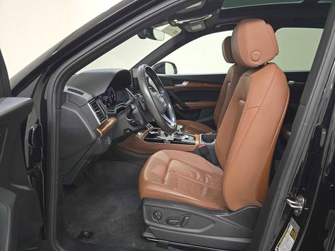 Used 2023 Audi Q5 2.0T Premium Plus w/ Premium Plus Package AWD/4WD image 7
