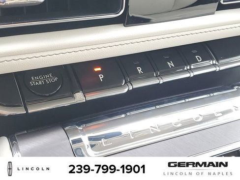 New 2025 Lincoln Aviator AWD w/ Equipment Group 101A image 26