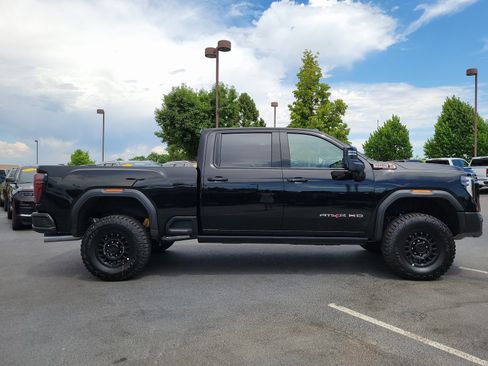 New 2025 GMC Sierra 2500 AT4X w/ AT4X AEV Edition image 2
