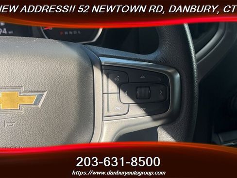 Used 2022 Chevrolet Silverado 1500 W/T w/ WT Value Package AWD/4WD image 18