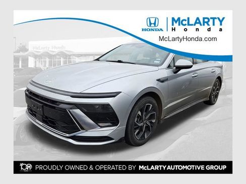 Used 2025 Hyundai Sonata SEL image 1