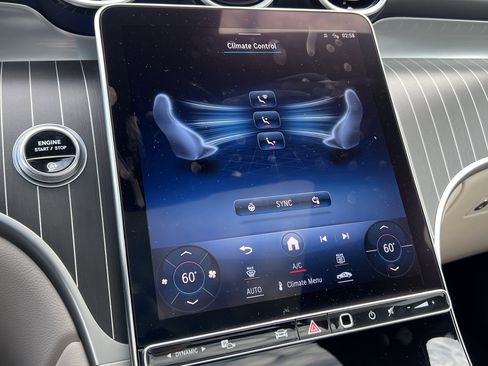 Used 2024 Mercedes-Benz GLC 300 300 image 29