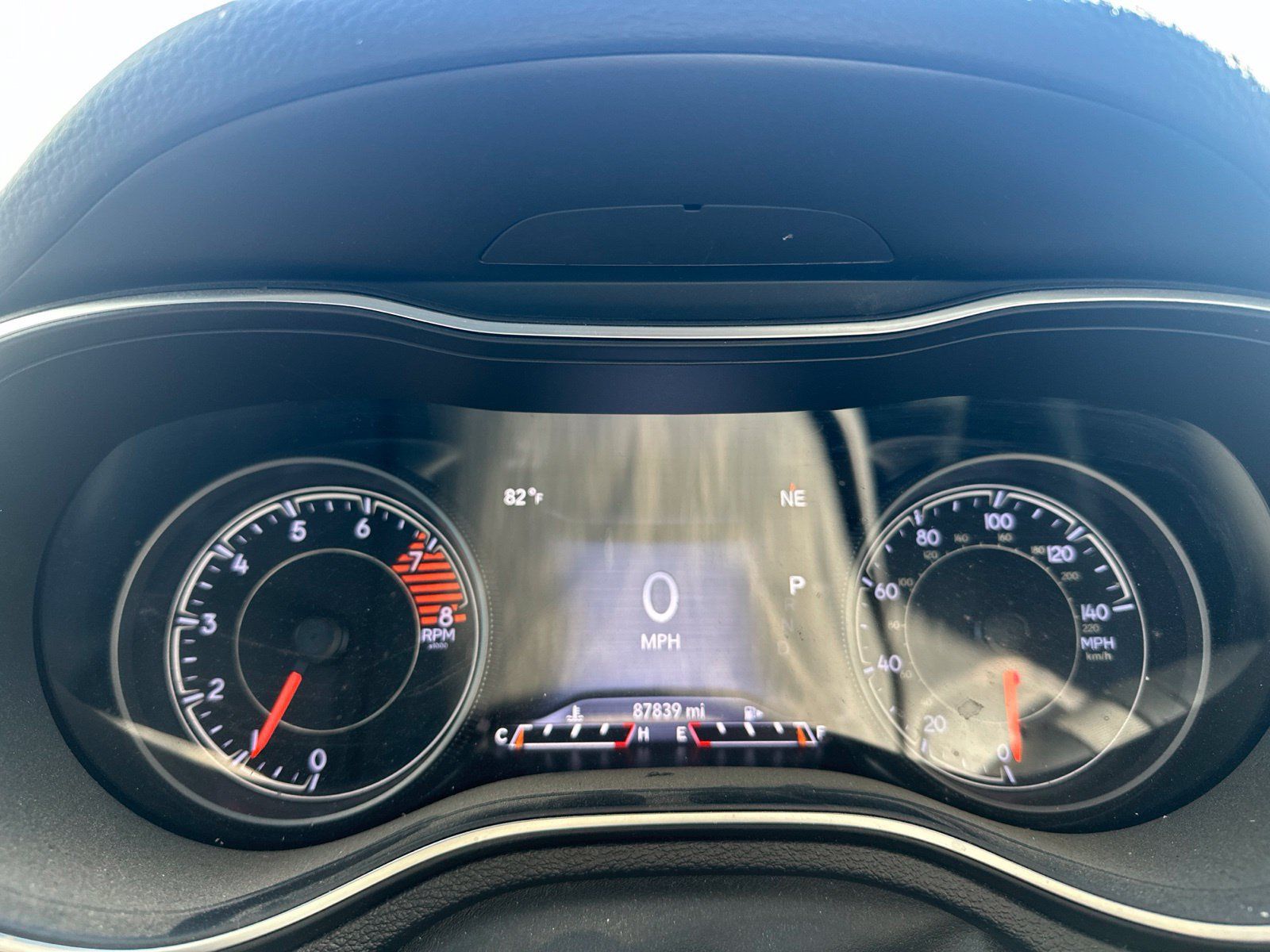 Used 2019 Jeep Cherokee Limited AWD/4WD image 10