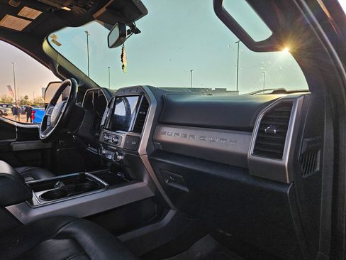 Used 2022 Ford F350 Platinum image 20