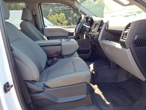 Used 2022 Ford F250 XL w/ Power Equipment Group AWD/4WD image 10