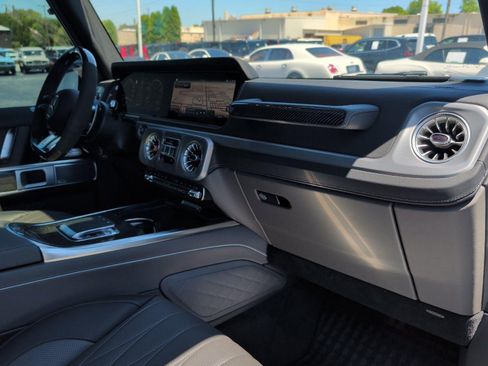 Used 2026 Mercedes-Benz G 63 AMG 4MATIC image 40