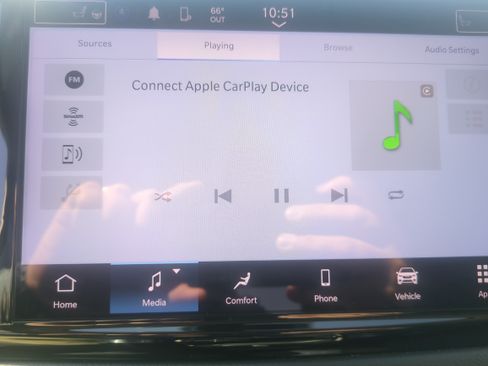 Used 2024 Chrysler Pacifica Touring-L FWD image 19