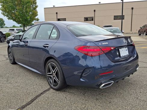 Used 2024 Mercedes-Benz C 300 4MATIC Sedan image 4