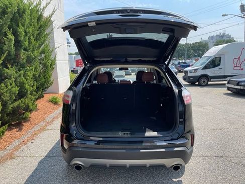 Certified 2019 Ford Edge Titanium w/ Equipment Group 301A AWD/4WD image 48