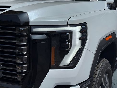New 2026 GMC Sierra 2500 Denali Ultimate w/ Max Trailering Package AWD/4WD image 3
