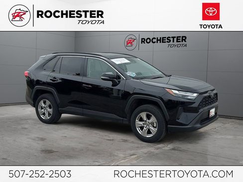 Certified 2025 Toyota RAV4 XLE AWD/4WD image 1