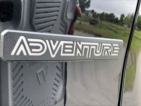 Used 2024 Toyota RAV4 Adventure image 8