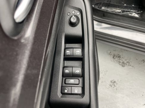 Used 2022 Jeep Grand Cherokee L Laredo image 21