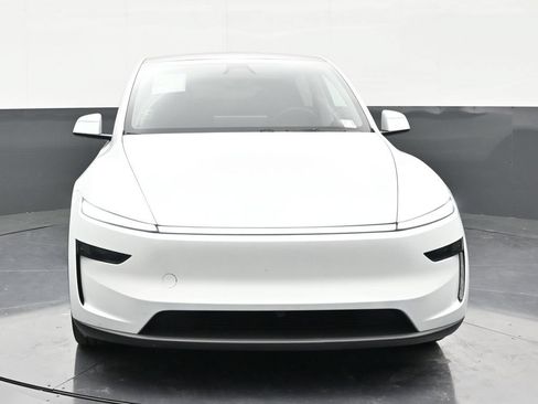 Used 2026 Tesla Model Y Long Range AWD/4WD image 8