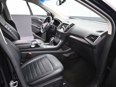 Certified 2017 Ford Edge SEL w/ Equipment Group 201A image 26