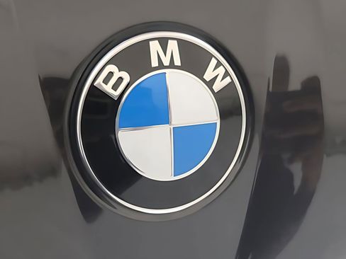 Used 2025 BMW X3 xDrive30i w/ Convenience Package image 21