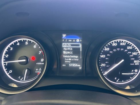 Used 2024 Toyota Camry SE FWD image 14