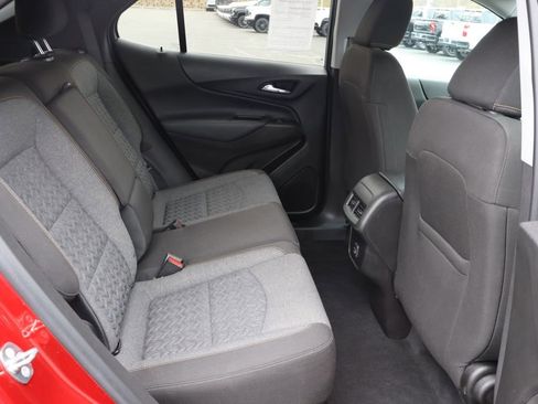 Used 2023 Chevrolet Equinox LT image 21