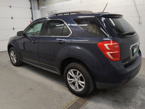 Used 2017 Chevrolet Equinox LT w/ Convenience Package image 3