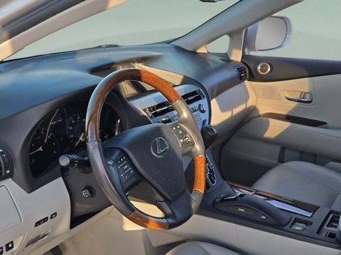 Used 2010 Lexus RX 350 2WD w/ Premium Pkg image 9