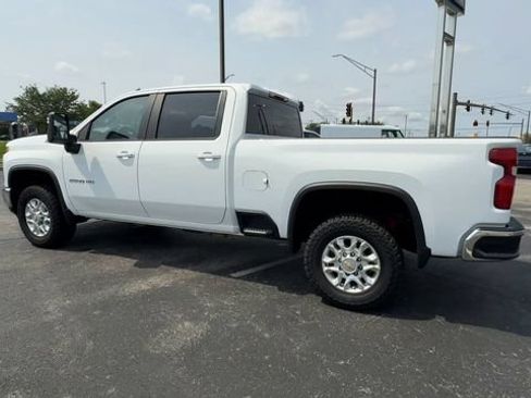 Used 2025 Chevrolet Silverado 2500 LT AWD/4WD image 6