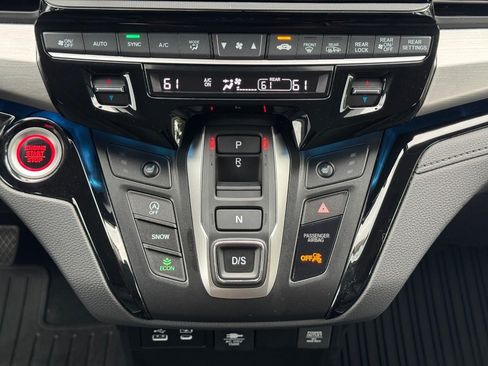 Certified 2026 Honda Odyssey Touring image 16